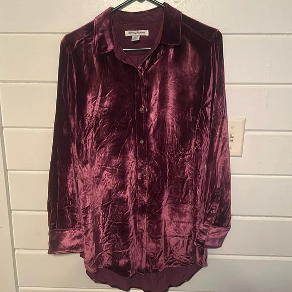 Tommy Bahama pink velvet silk-blend Button Up shirt. Medium - Picture 1 of 6